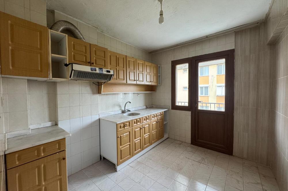 GAZİEMİR ATIFBEY MH.ARAKAT ÖNÜ AÇIK SATILIK 3+1 DAİRE