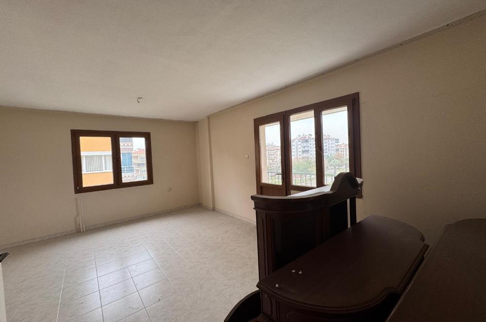 GAZİEMİR ATIFBEY MH.ARAKAT ÖNÜ AÇIK SATILIK 3+1 DAİRE