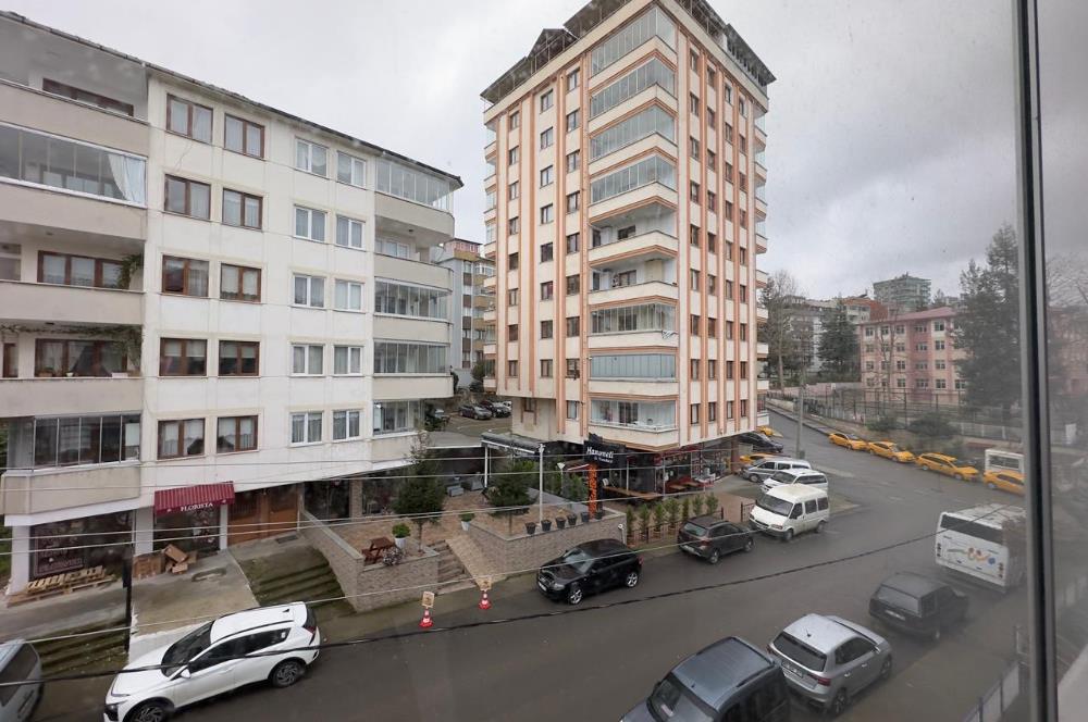 2nolu Beşirlide sahile yürüme mesafesinde kiralık daire