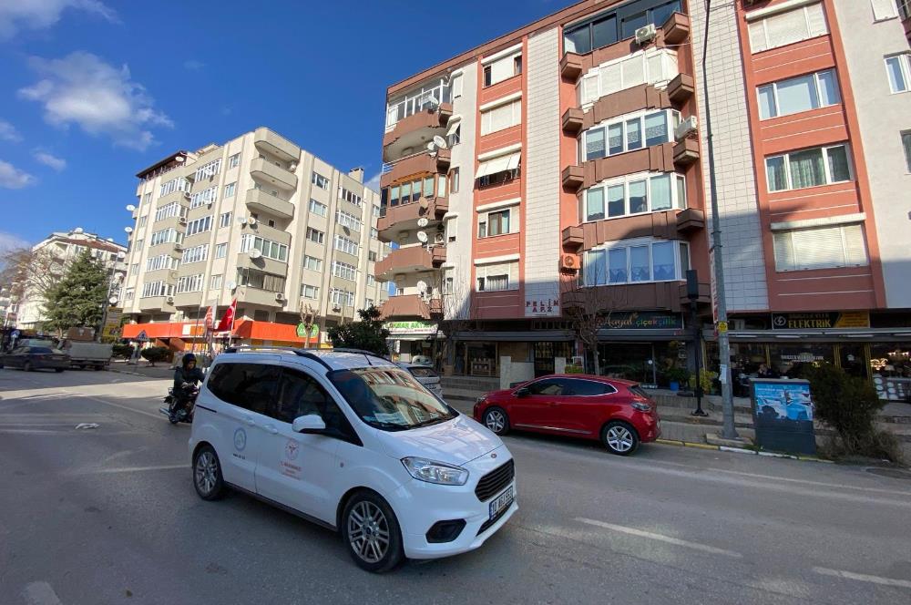 CENTURY 21 BAL'DAN TEKNİK LİSE CADDESİ ÇARŞAMBA PAZARI MEVKİİ SATILIK 4+1