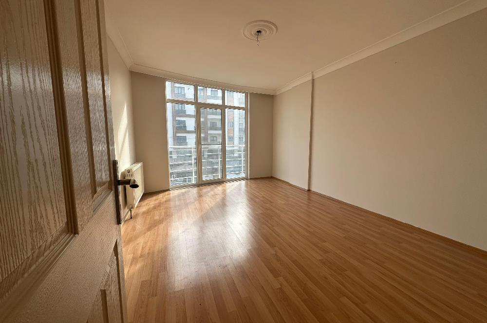 CENTURY21 Bal'dan Paşa Alanı'nda Kiralık 3+1 Daire