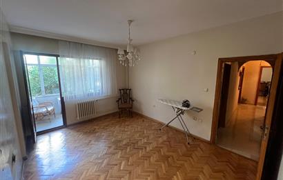 BULGURLU MAHALLESİ KARLIDERE CADDESİ CUMHURİYET SİTESİNDE SATILIK 3+1 DAİRE