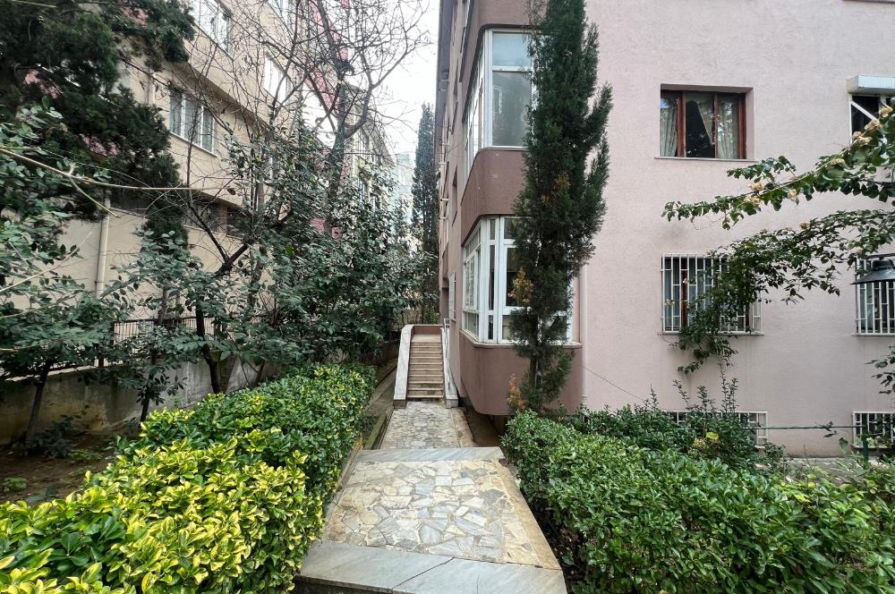 BULGURLU MAHALLESİ KARLIDERE CADDESİ CUMHURİYET SİTESİNDE SATILIK 3+1 DAİRE