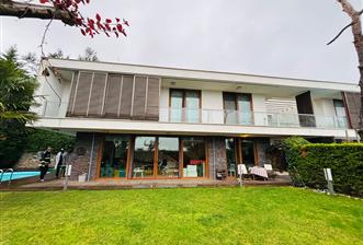 Villa gizli bahçe 4+1 satılık müstakil havuzlu geniş bahçeli villa