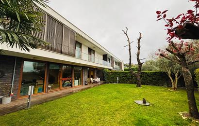 Villa gizli bahçe 4+1 satılık müstakil havuzlu geniş bahçeli villa