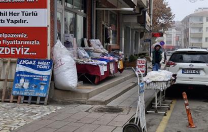 GÖLBAŞI HÜKÜMET CADDESİ'NDE SATILIK DÜKKAN 