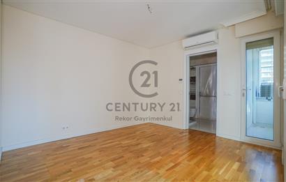 FENER KALAMIŞ CADDESİ ÜZERİNDE,HARİKA KONUMDA,KAPANMAZ DENİZ MANZARALI,GENİŞ SALON VE ODALI,3+1,SATILIK