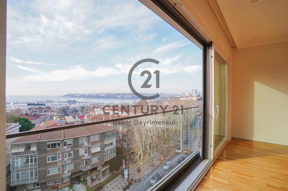 FENER KALAMIŞ CADDESİ ÜZERİNDE,HARİKA KONUMDA,KAPANMAZ DENİZ MANZARALI,GENİŞ SALON VE ODALI,3+1,SATILIK