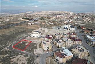 ÜRGÜP ORTAHİSAR'DA 618 M² TEMİZ KONUT PARSELİ CENTURY21ZİRVE'DEN