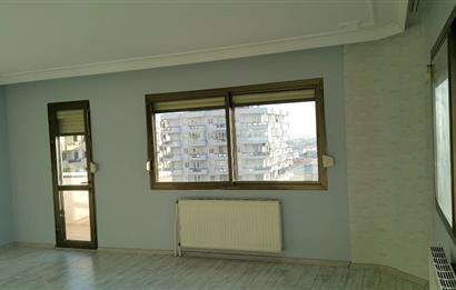 Karşıyaka Bahçelievler' de Manzaralı Geniş ,3+1 Satılık Daire