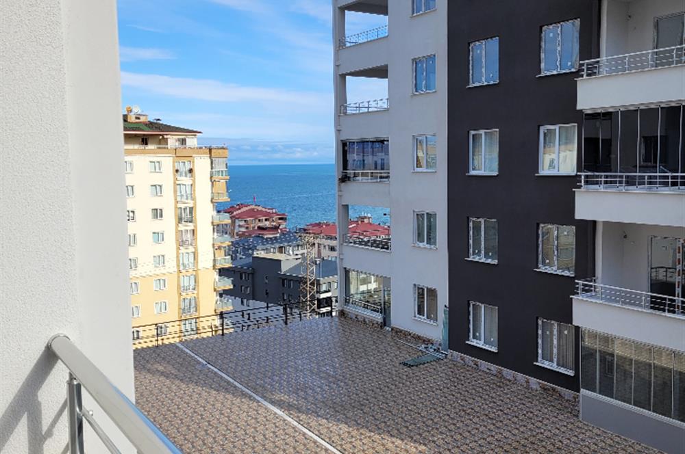 1+1 Yatırımlık Site içerisinde Deniz Manzaralı Satılık Daire 