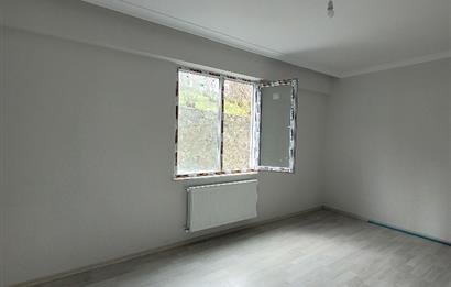 1+1 Yatırımlık Site içerisinde Deniz Manzaralı Satılık Daire 