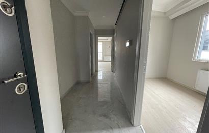 ORHANTEPE’de ÜSKÜDAR CADDESİNE ÇOK YAKIN 2+1 3.KAT BALKONLU YENİ DAİRE