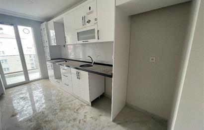 ORHANTEPE’de ÜSKÜDAR CADDESİNE ÇOK YAKIN 2+1 3.KAT BALKONLU YENİ DAİRE