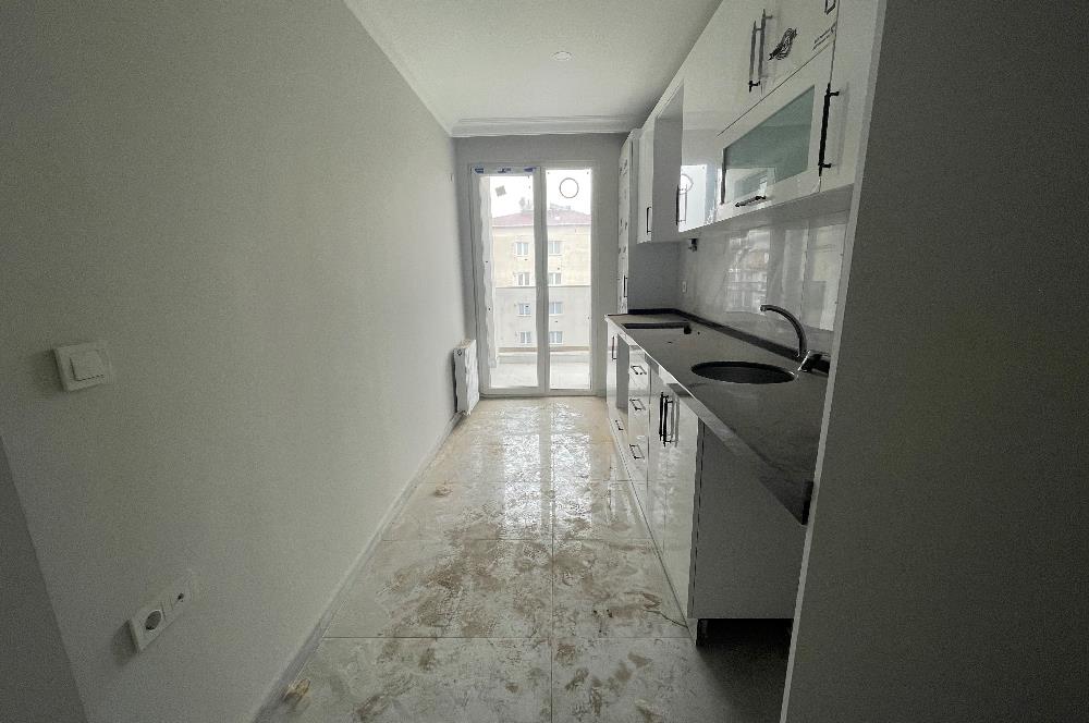 ORHANTEPE’de ÜSKÜDAR CADDESİNE ÇOK YAKIN 2+1 3.KAT BALKONLU YENİ DAİRE