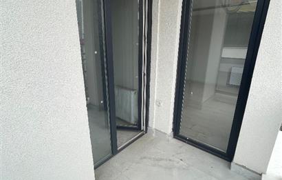 ORHANTEPE’de ÜSKÜDAR CADDESİNE ÇOK YAKIN 2+1 3.KAT BALKONLU YENİ DAİRE