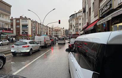 ANKARA GÖLBAŞI CUMHURİYET CADDESİ'NDE DEVREN SATILIK DÜKKAN!!!