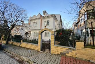 CENTURY21 MOLLATEAM HÜRRİYET MAH. SATILIK DUBLEKS DAİRE