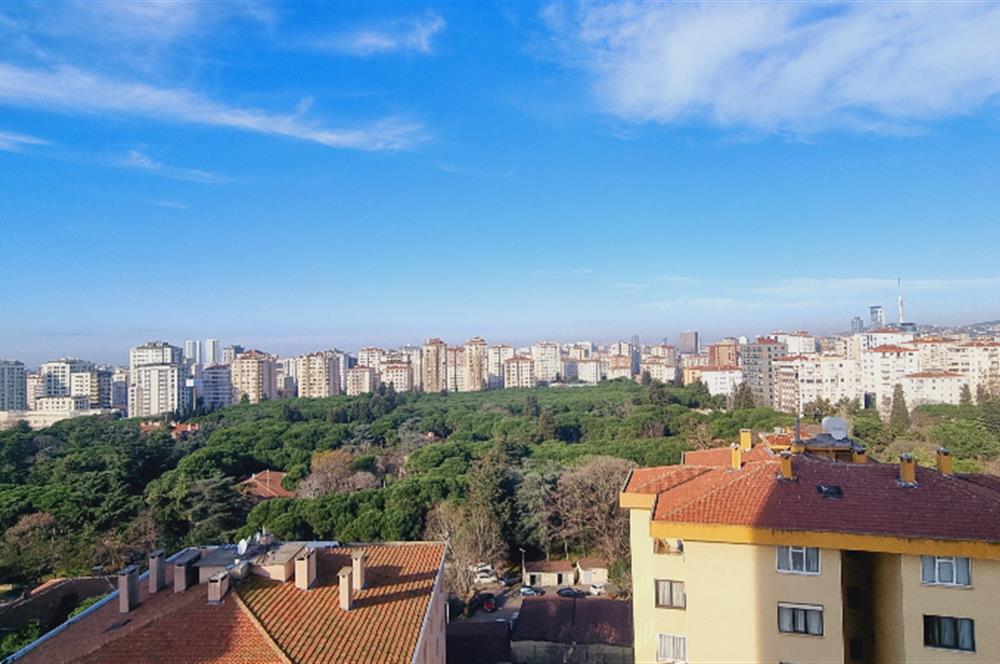 Kadıköy Kozyatağı, 3+1 Apartment: A Serene Life with Forest Views!