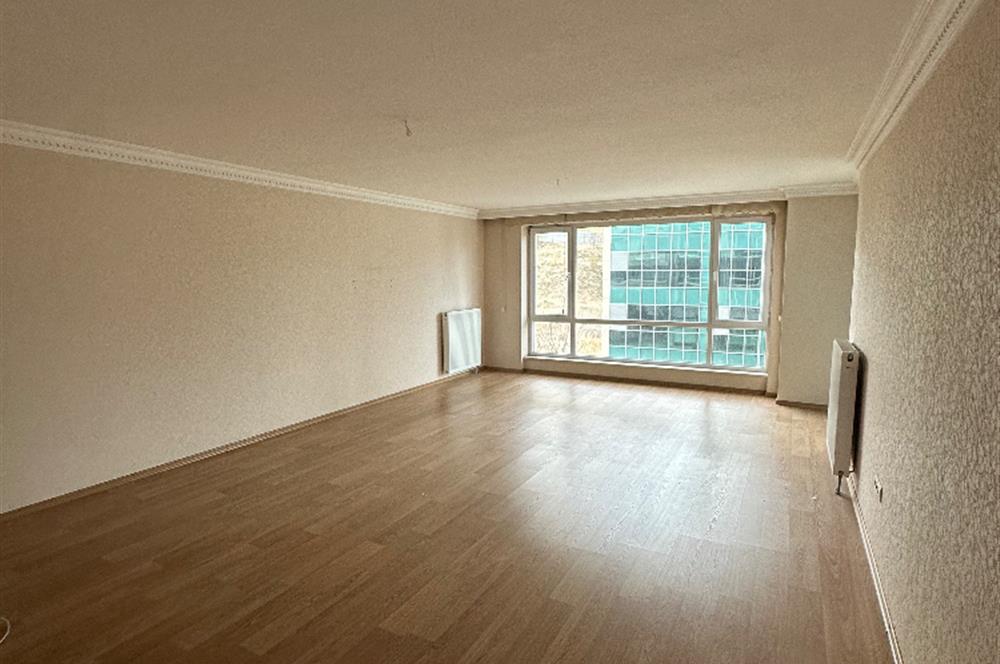 ÇUKURAMBAR HAYAL APT BAKIMLI SATILIK ARAKAT 4+1 DAİRE