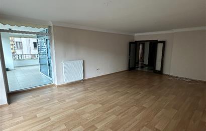 ÇUKURAMBAR HAYAL APT BAKIMLI SATILIK ARAKAT 4+1 DAİRE