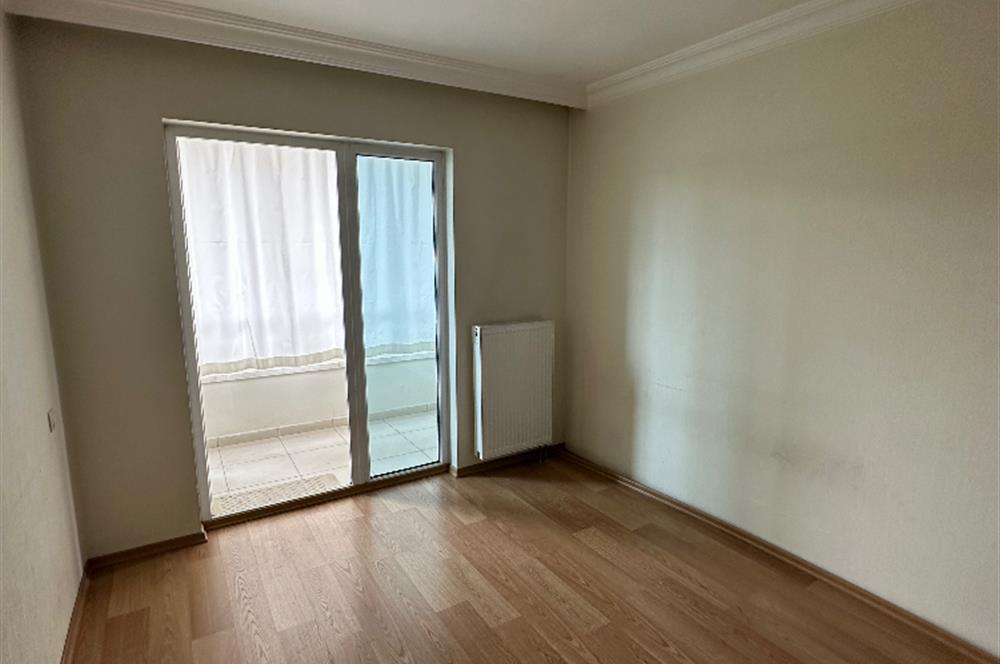 ÇUKURAMBAR HAYAL APT BAKIMLI SATILIK ARAKAT 4+1 DAİRE