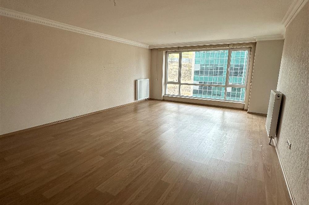 ÇUKURAMBAR HAYAL APT BAKIMLI SATILIK ARAKAT 4+1 DAİRE