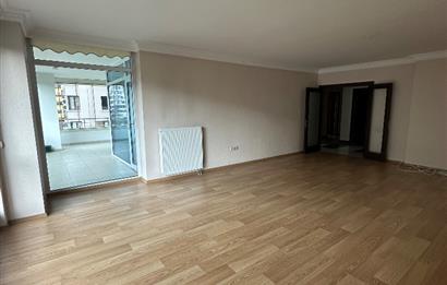 ÇUKURAMBAR HAYAL APT BAKIMLI SATILIK ARAKAT 4+1 DAİRE