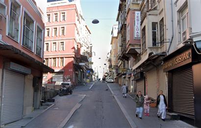 İstanbul'un gözde turizm bölgesinde Satılık 28 Yataklı Otel