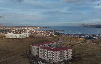 Bitlis Tatvan'da En Güzel Yerinde Satılık Yazlık 1+1 daire