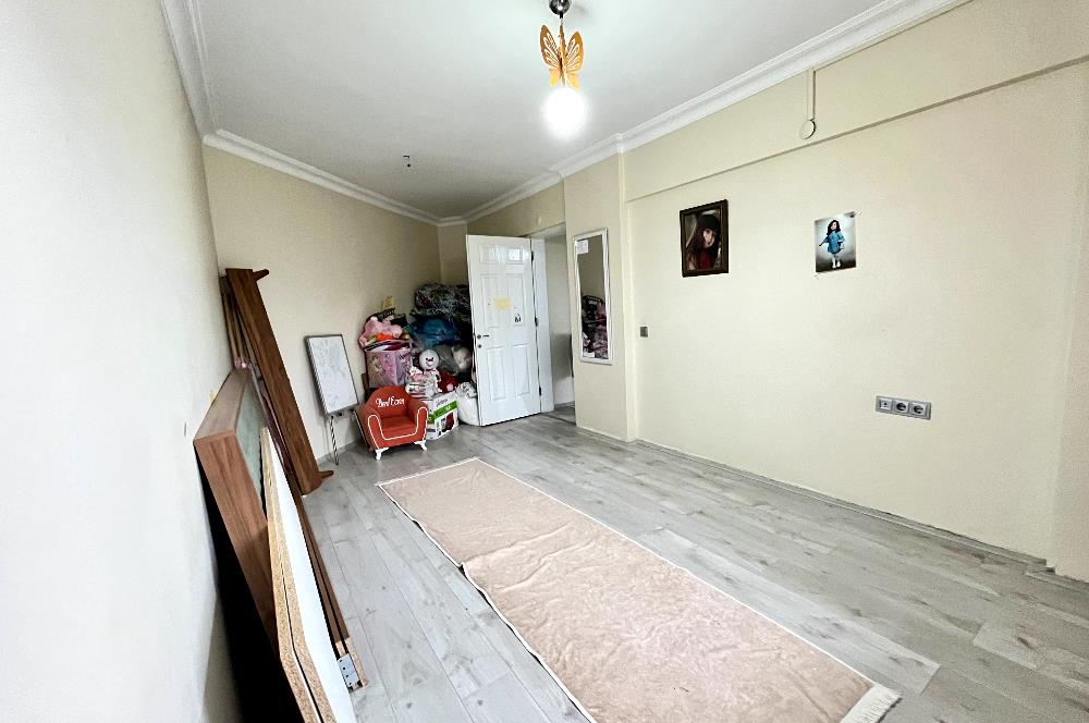 DEVLET HASTANESİ KARŞISI SATILIK GENİŞ ARA KAT DAİRE