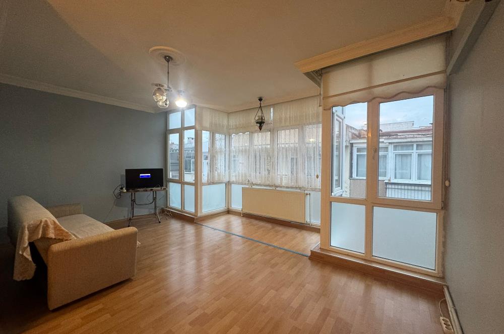 Karşıyaka Donanmacı'da (Kısmi eşyalı) Kiralık 2+1 Daire