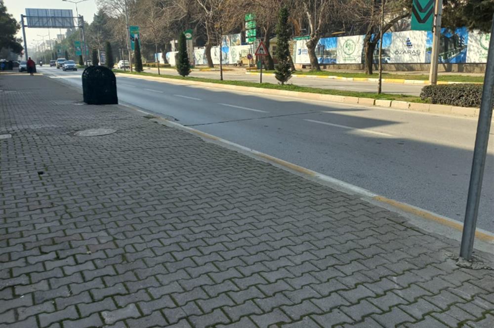 C21 LOCA'DAN 52 EVLER MAH.'DE DEVREN KİRALIK 40 m2 MÜKEMMEL BÜFE