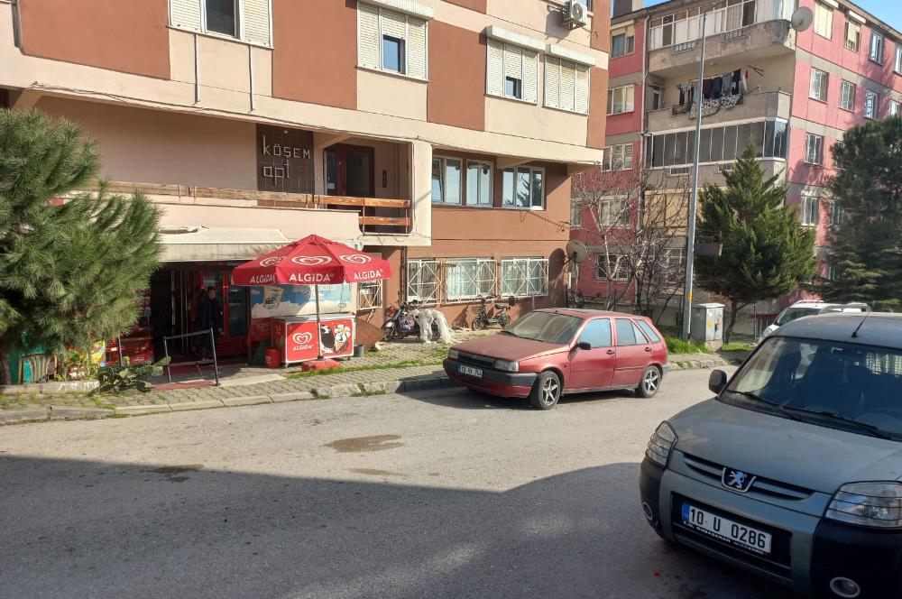 C21 LOCA'DAN 52 EVLER MAH.'DE DEVREN KİRALIK 40 m2 MÜKEMMEL BÜFE