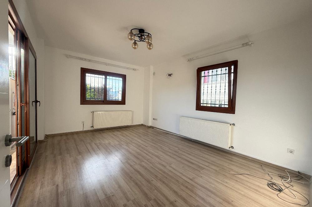 Ortakent Merkezi Konumda Geniş Bahçe Kullanımlı Kiralık Daire