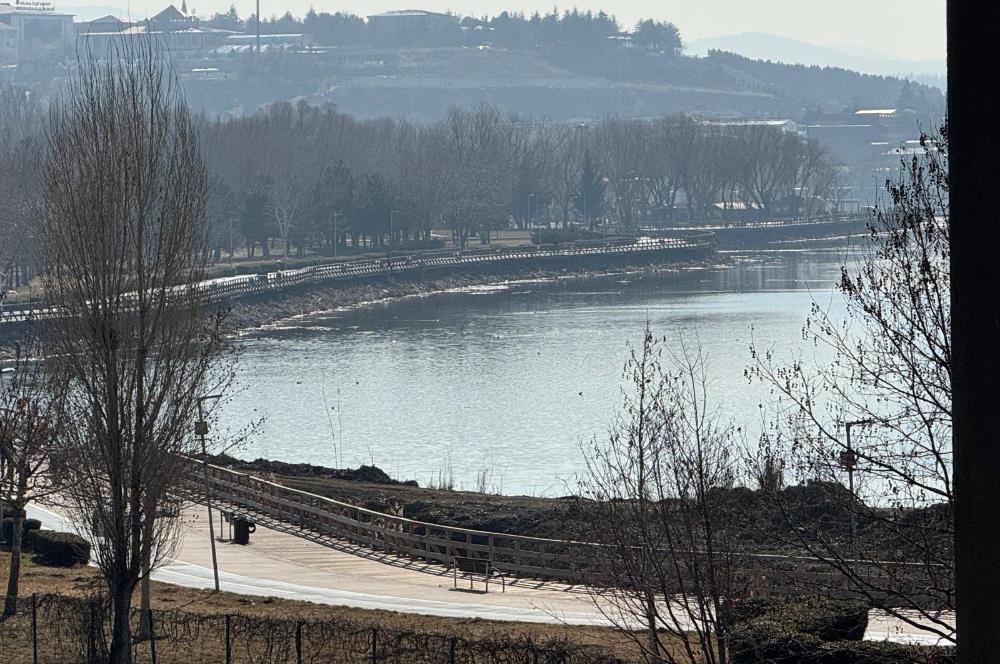 GÖLBAŞI YILDIRIM GARDEN'DA GÖLE SIFIR TERASLI, ÇİFT BALKONLU KİRALIK 2+1 DAİRE!!!