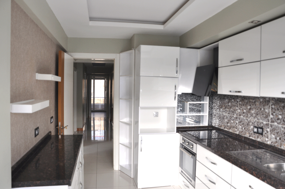 Yelki Yeldeğirmeni Evlerinde Havuzlu 3+1 120 m2 Satılık Daire