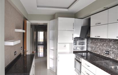 Yelki Yeldeğirmeni Evlerinde Havuzlu 3+1 120 m2 Satılık Daire