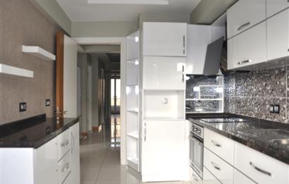 Yelki Yeldeğirmeni Evlerinde Havuzlu 3+1 120 m2 Satılık Daire