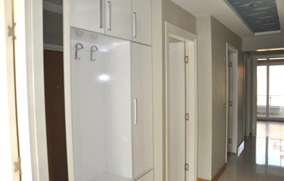 Yelki Yeldeğirmeni Evlerinde Havuzlu 3+1 120 m2 Satılık Daire