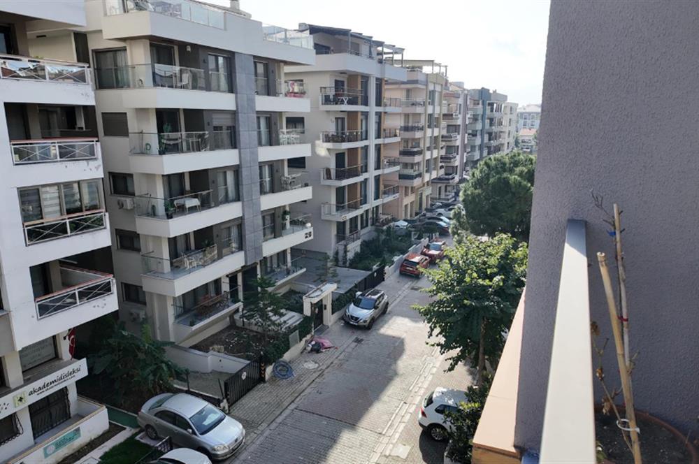 BOSTANLI AKBANK SOKAKLARINDA SATILIK 3+1 DAİRE 