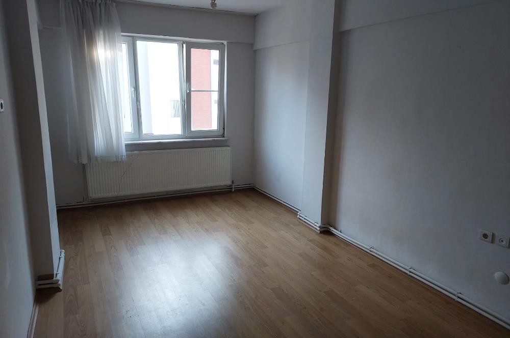 Century 21'den Cengiz Topel'de Kiralık 2+1 Daire