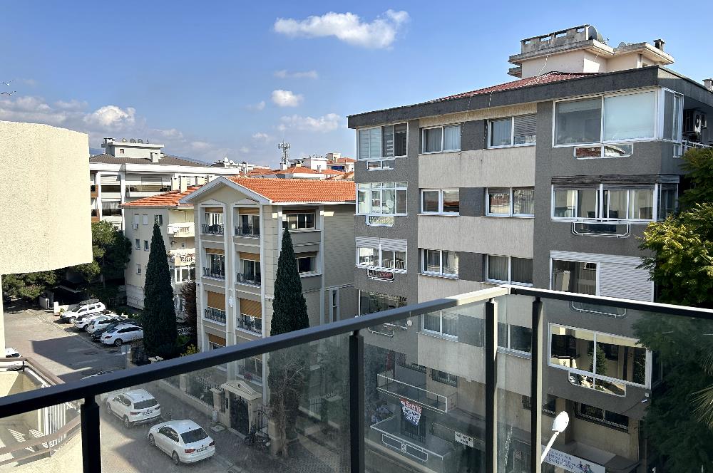 BOSTANLI AKBANK SOKAKLARINDA SATILIK 3+1 DAİRE 