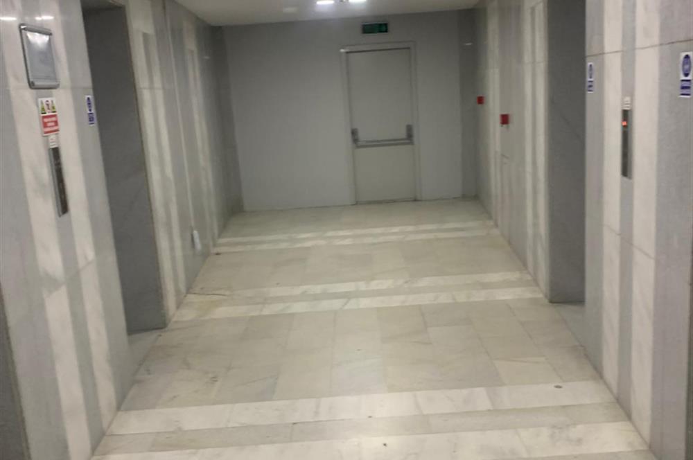 MASLAK AYAZAĞA TİCARET MERKEZİ'nde 450 M2 KİRALIK PLAZA KATI