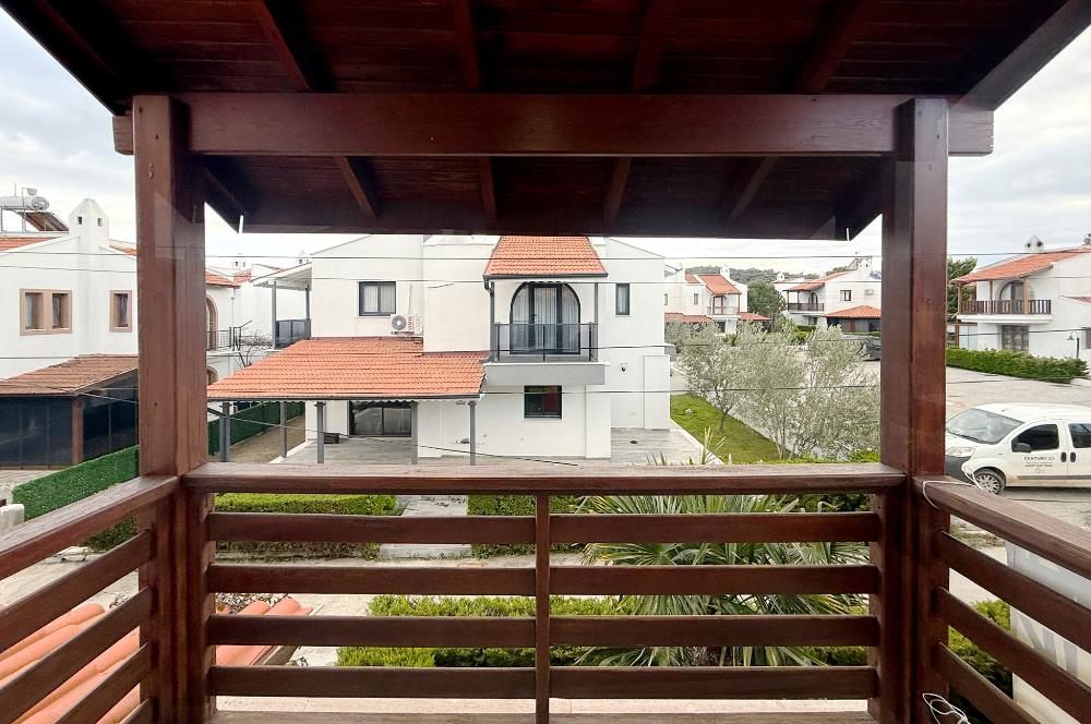 Hakkıbey Ceylan Sitesi'nde Satılık, Denize Yakın 4+1 Villa