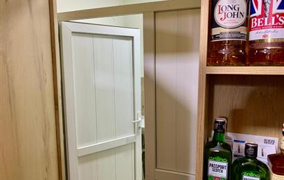 CADDE ÜZERİNDE YÜKSEK CİROLU HAZIR KURULU TEKEL BAYİ