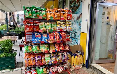 CADDE ÜZERİNDE YÜKSEK CİROLU HAZIR KURULU TEKEL BAYİ