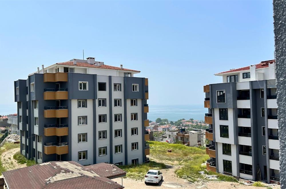 Erdek'te site içerisinde satılık 2+1 daire 