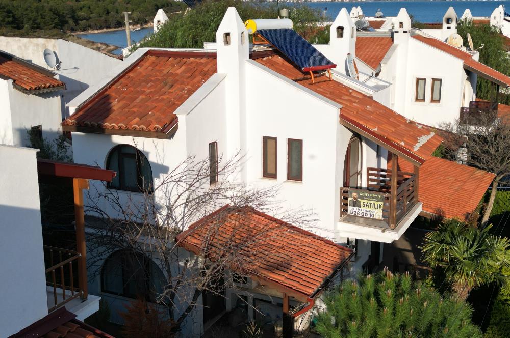 Hakkıbey Ceylan Sitesi'nde Satılık, Denize Yakın 4+1 Villa