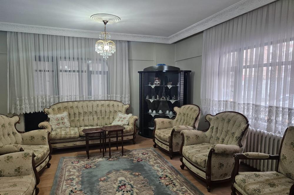 CENTURY21 BAL'DAN BAHÇELİEVLER MAH.MEHMETÇİK CADDESİNDE 3+1 SATILIK DAİRE